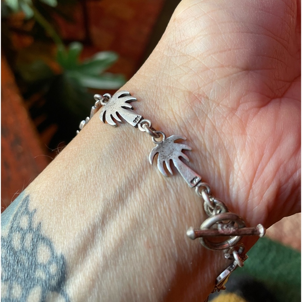 Vintage Sterling Silver 925
Palm Tree Toggle Bracelet - Picture 4 of 8